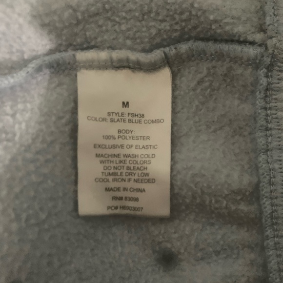 Two toned shorts - Picture 2 of 2